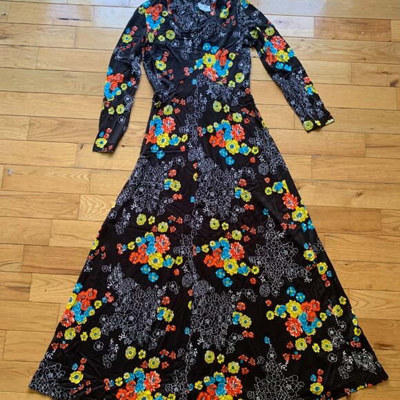 Vintage Henry Allen Montreal 70s Floral Maxi Dress | Size Small-Handmade Canada - Picture 8 of 12